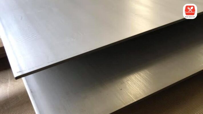 Sự khác biệt về hàm lượng Niken và Mangan tạo nên những ranh giới rõ rệt