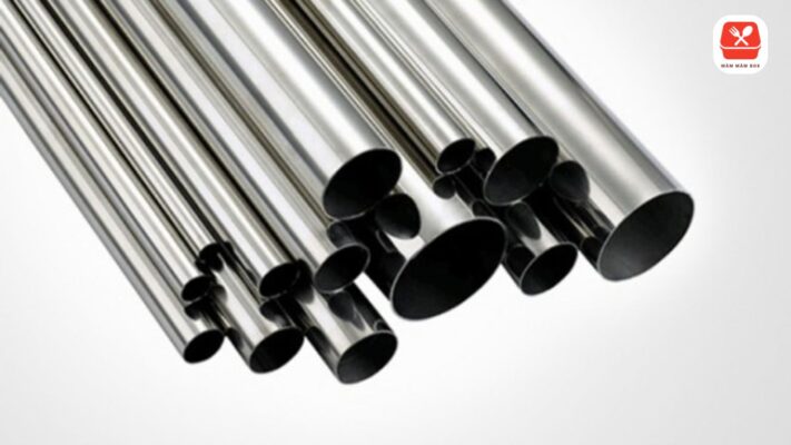 Mặc dù inox 304 có khả năng chống gỉ tuyệt vời, nhưng việc duy trì thói quen làm sạch thường xuyên vẫn đóng vai trò quan trọng để loại bỏ mảng bám thực phẩm