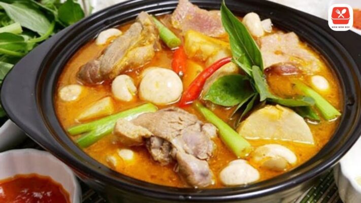 Miếng vịt béo ngậy hòa quyện cùng vị chao đậm đà tạo nên hương vị khó quên